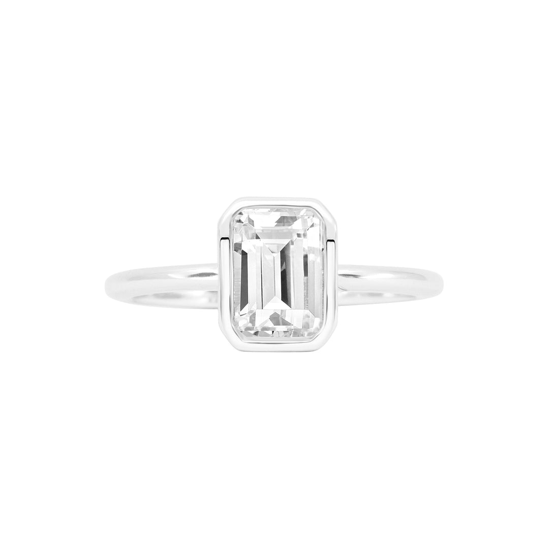 Esmerelda Bezel Simulated Diamond Travel Ring
